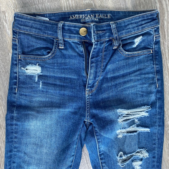 American Eagle Outfitters Denim - American Eagle Distressed Jeans: size 2 LONG